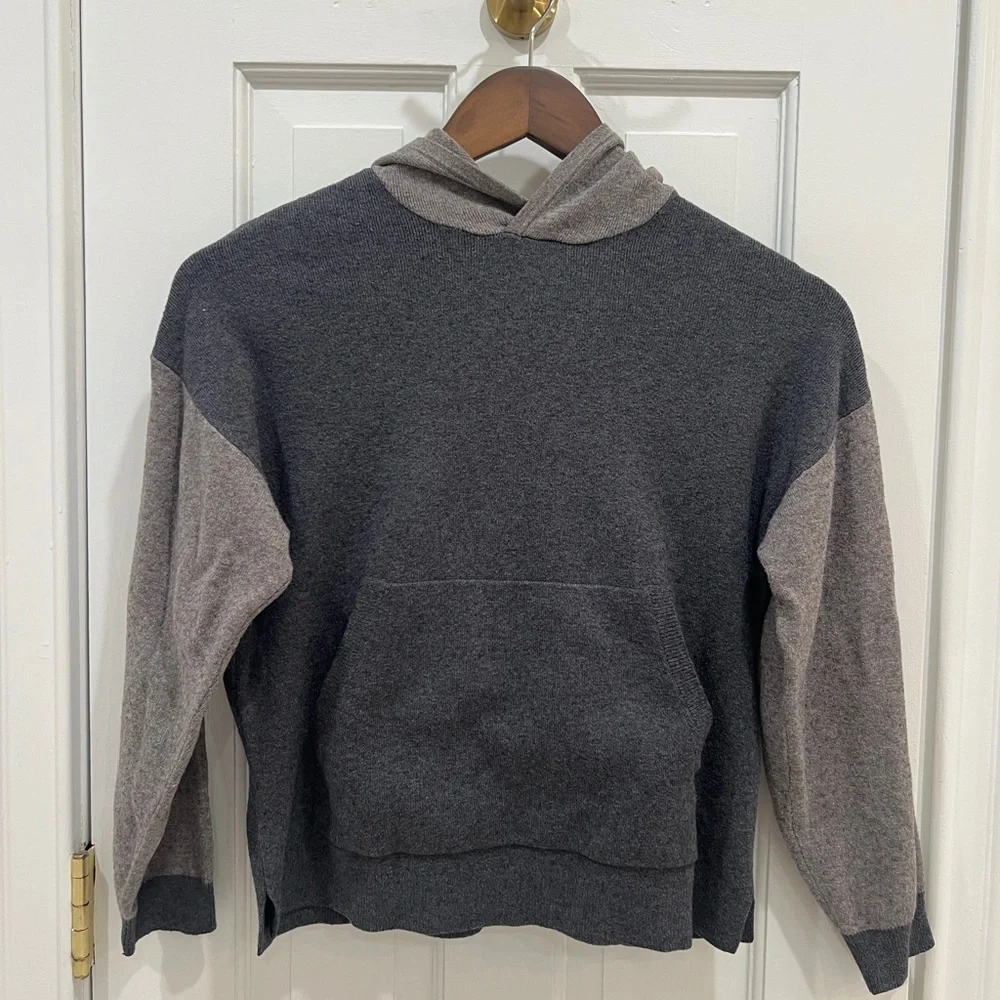 Zara Boys Two-Tone Colorblock Gray Knit Hoodie Sweater Size 11/12